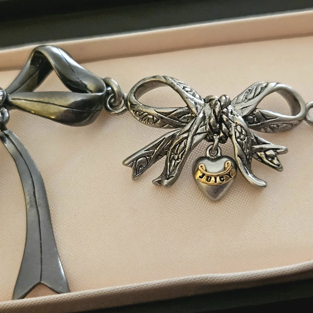 Juicy Couture Silver Bow Charm Bracelet - Picture 2 of 7